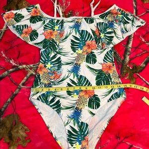 Pineapple one piece swimsuit size medium